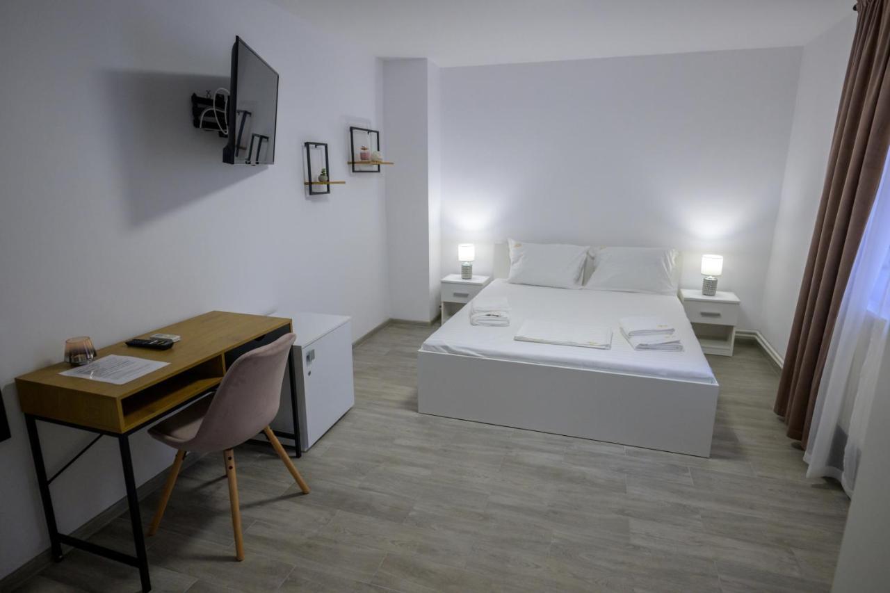 Hotel Vila Rd Constanţa Esterno foto